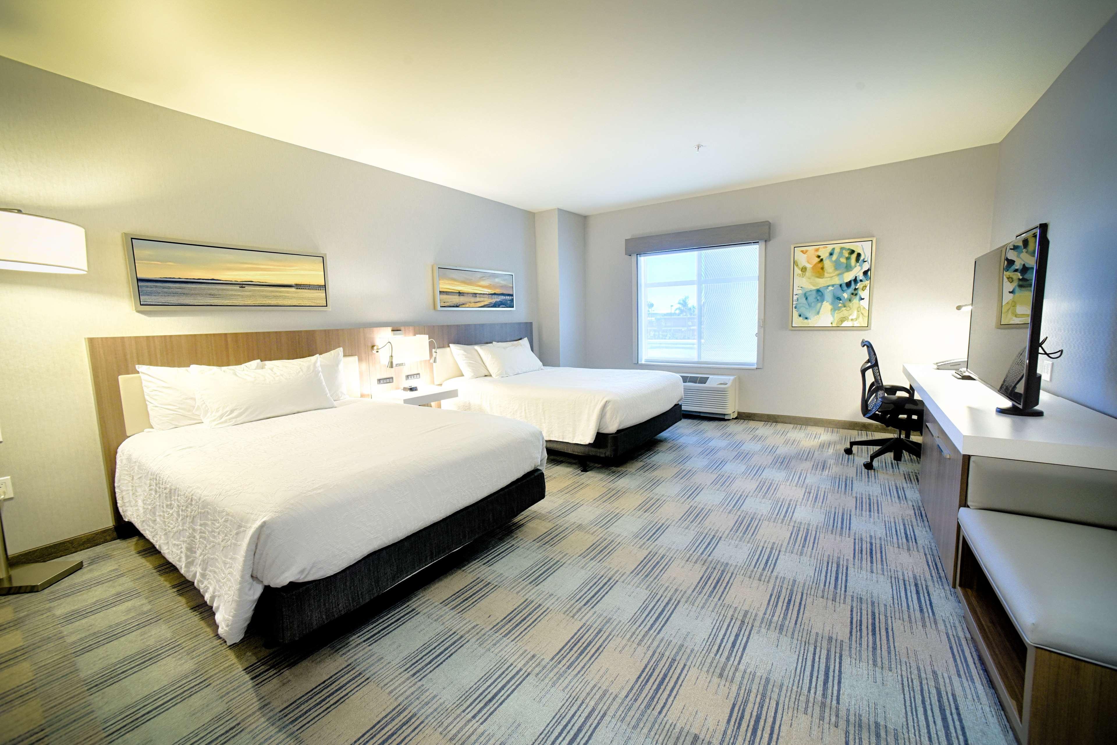 Hilton Garden Inn Santa Barbara/Goleta Buitenkant foto