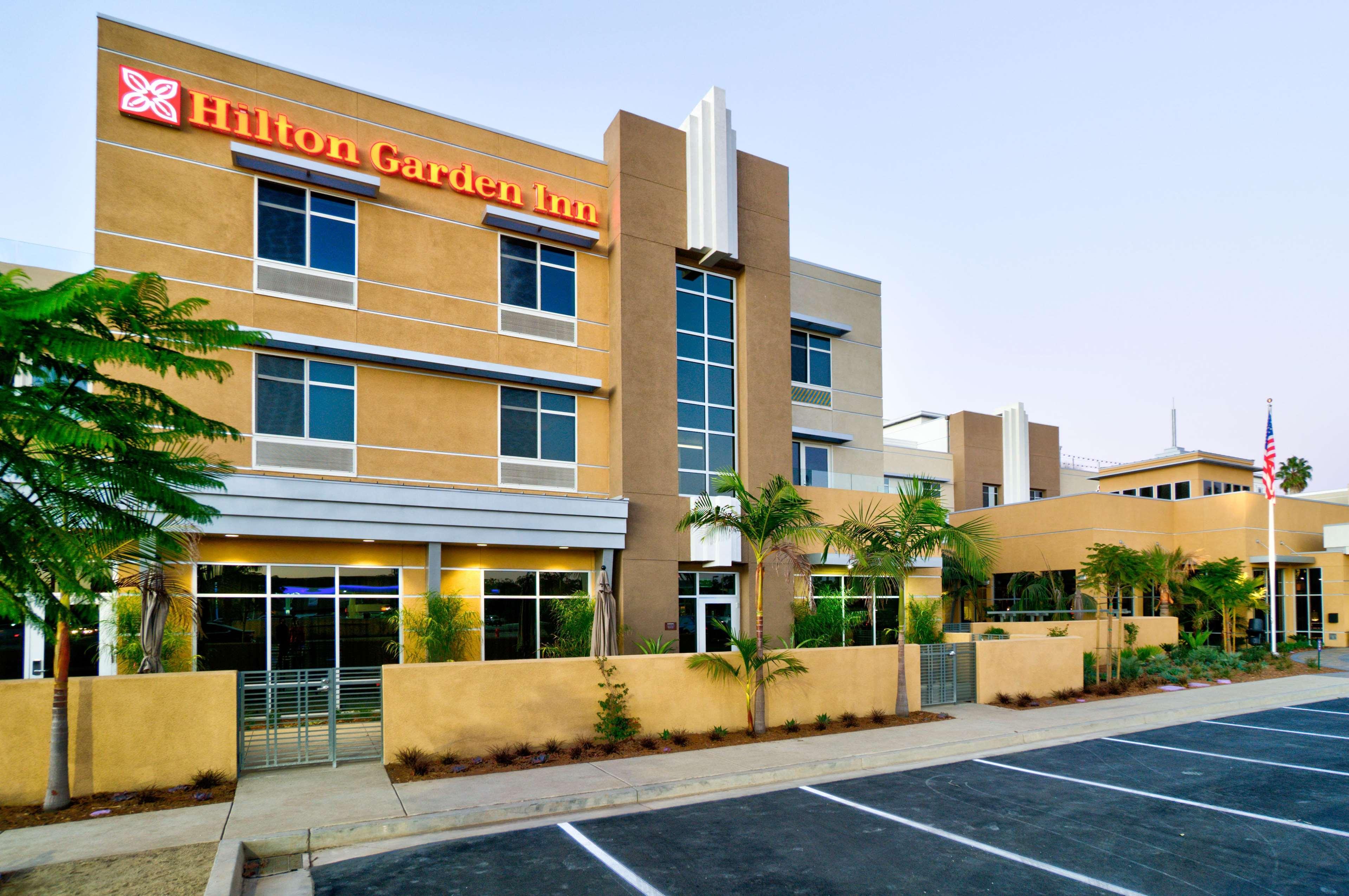 Hilton Garden Inn Santa Barbara/Goleta Buitenkant foto
