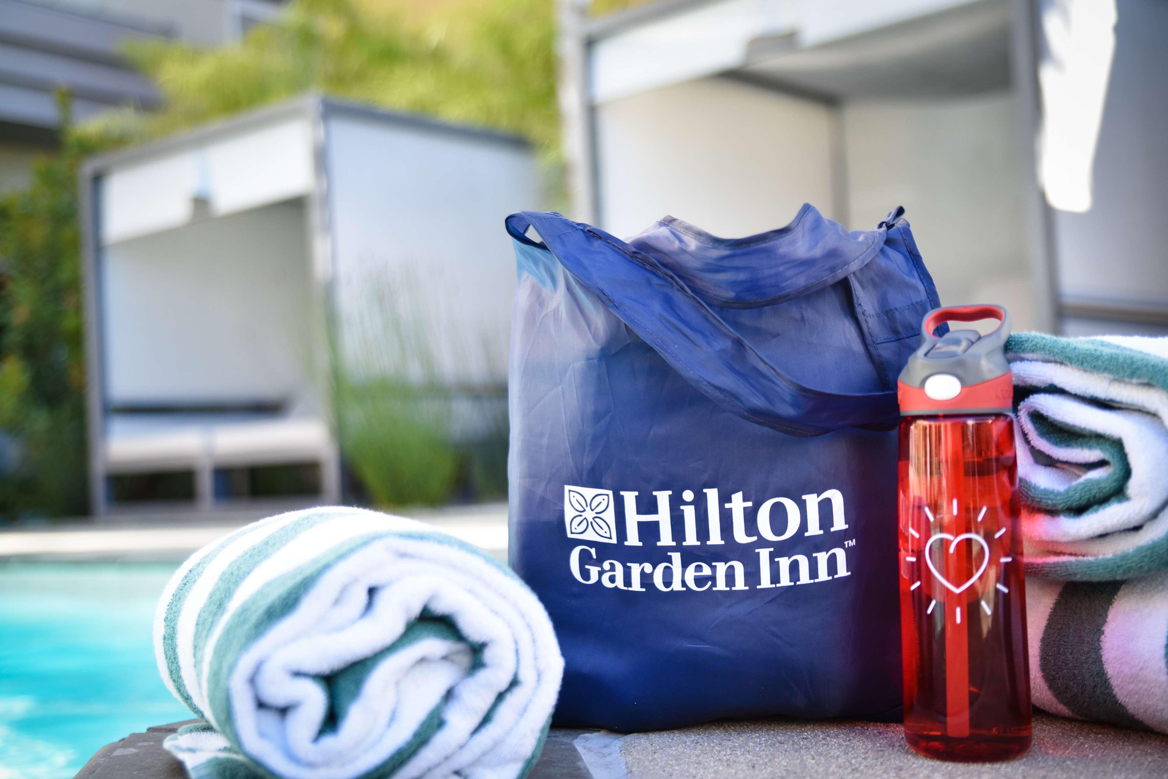 Hilton Garden Inn Santa Barbara/Goleta Buitenkant foto
