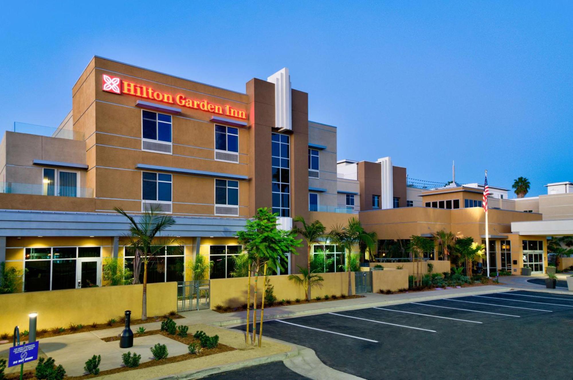 Hilton Garden Inn Santa Barbara/Goleta Buitenkant foto
